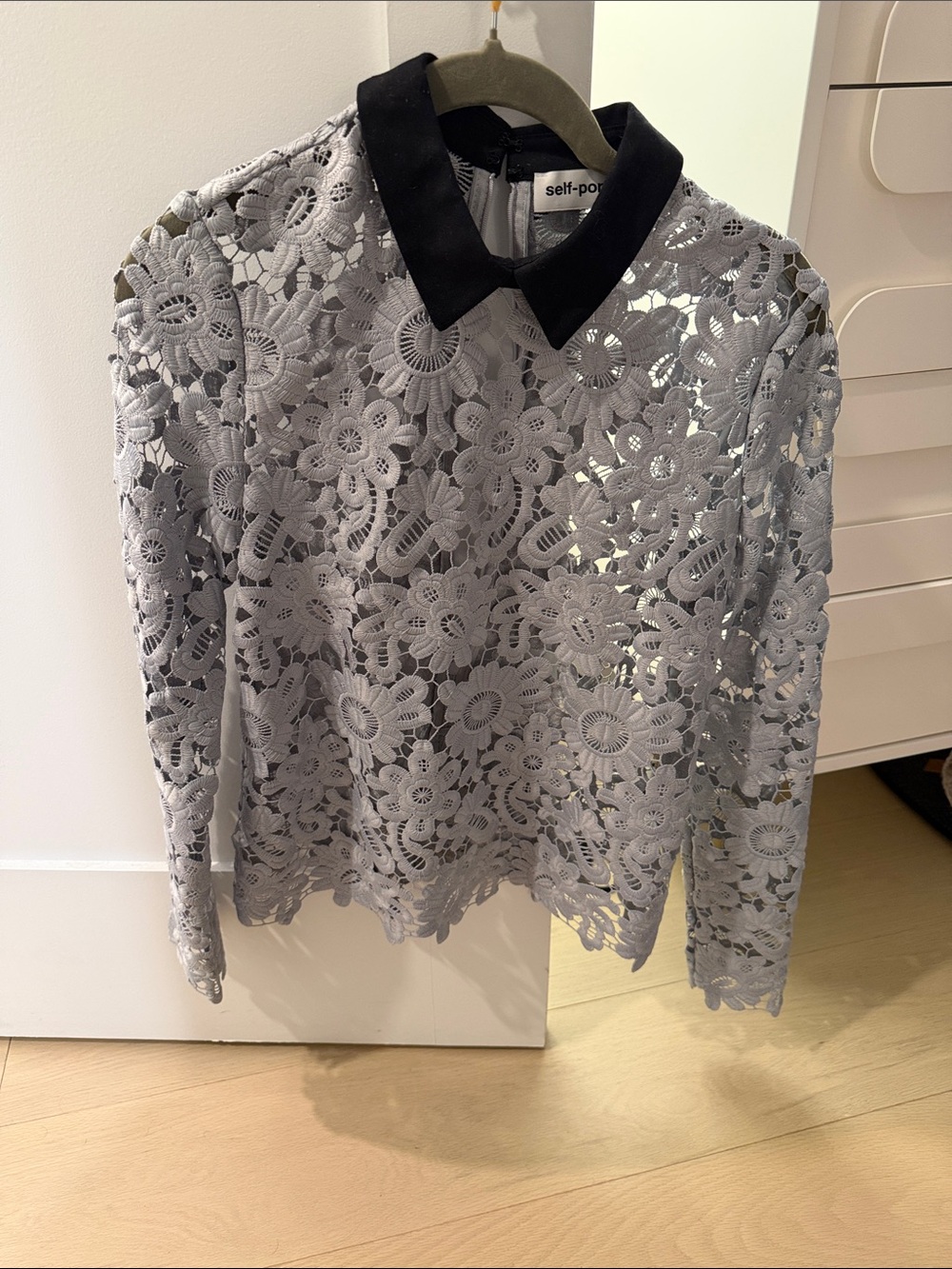 Self-Portrait Gray Floral Lace Long-Sleeve Top with Black Collar